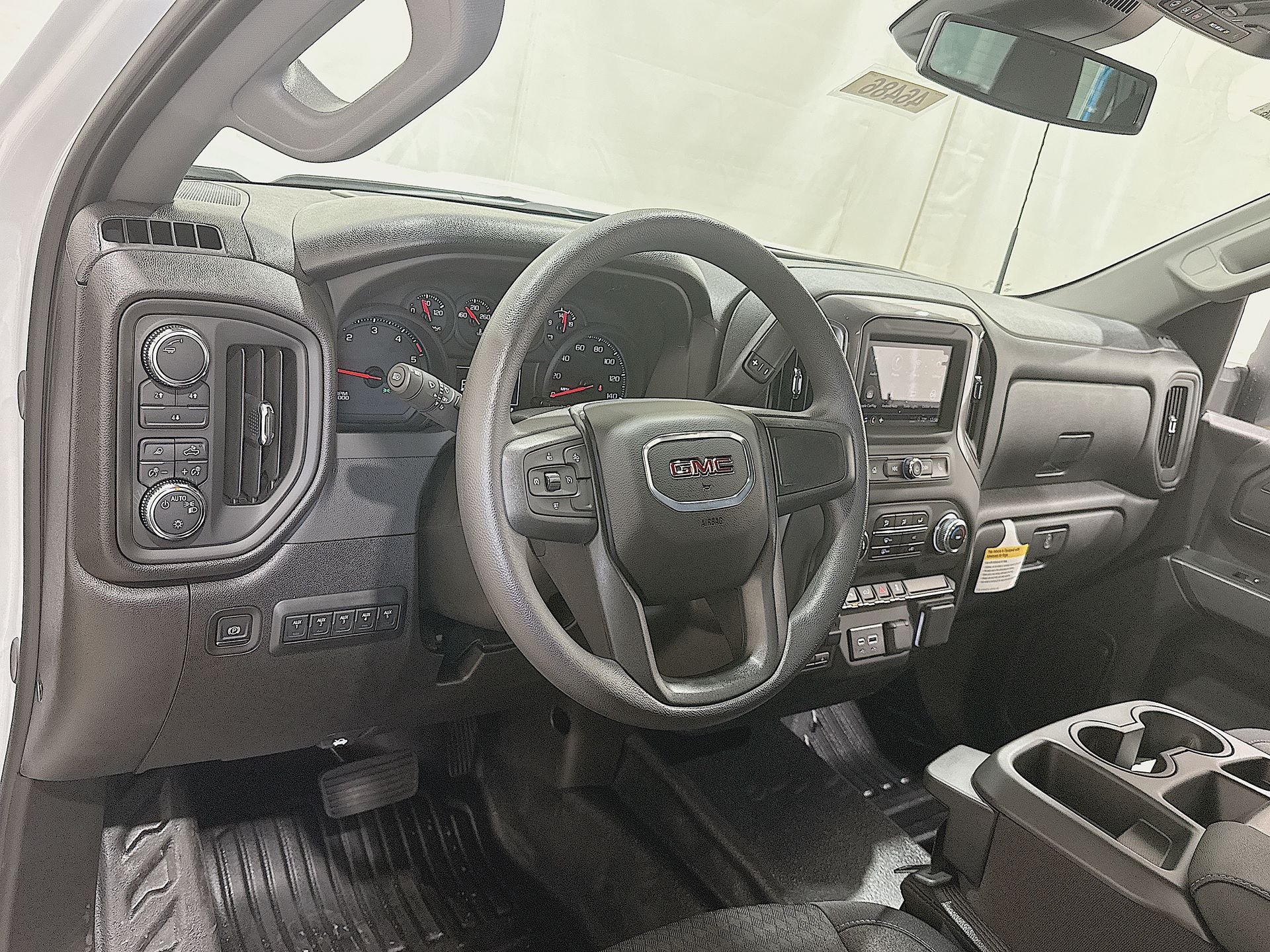 2025 GMC Sierra 2500HD Pro - Photo 10