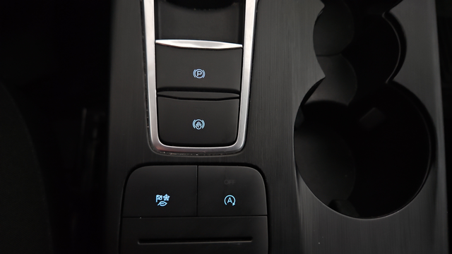 Used 2024 Vapor Blue Ford Active image 34