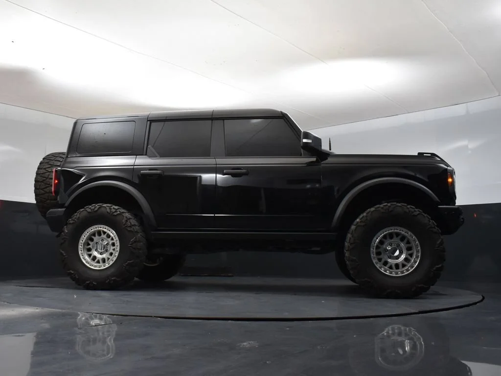 Used 2024 Black Ford Badlands image 11