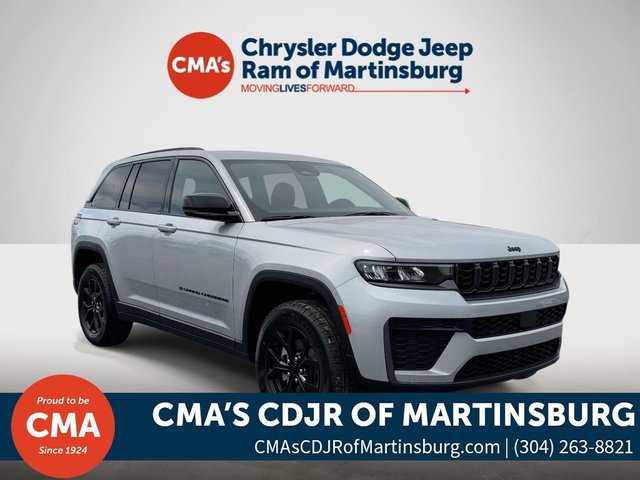2026 Jeep Grand Cherokee Laredo Altitude