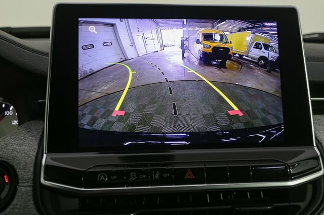 Used 2023 Black Jeep Latitude image 25