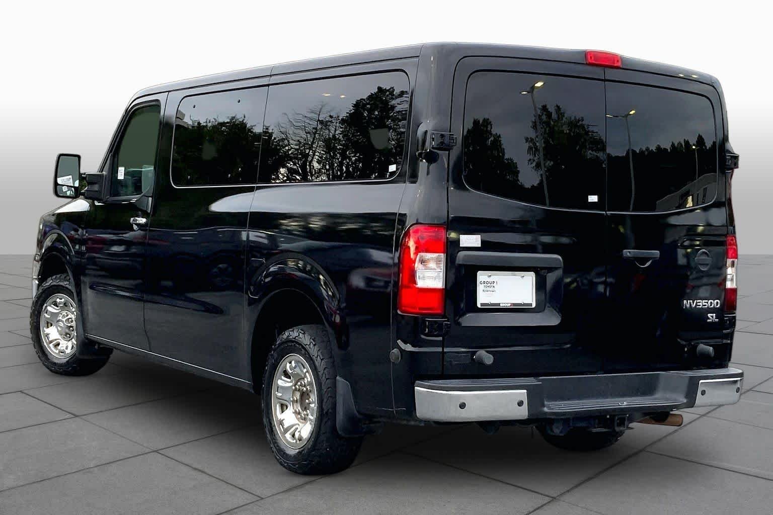 Used 2021 Super Black Nissan NV3500 HD SL image 11