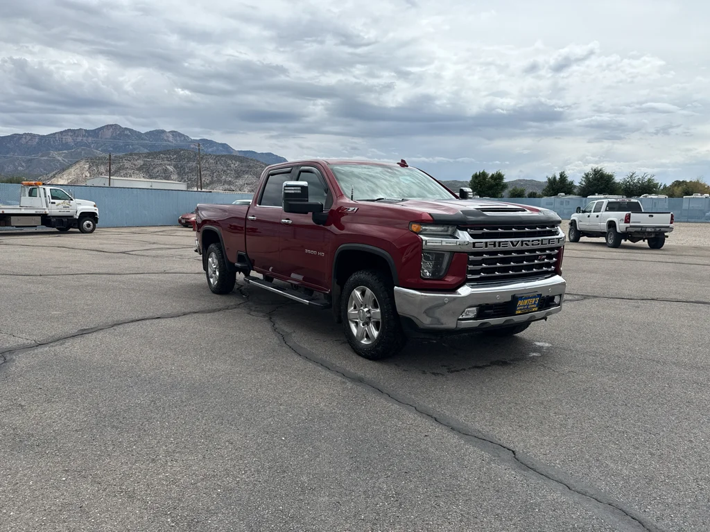 Used 2020 CAJUN RED TINTCOAT Chevrolet LTZ image 5