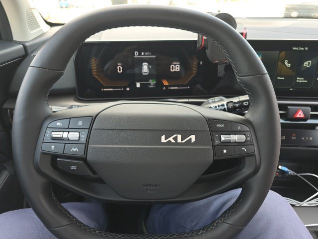 Used 2026 Wolf Gray Kia EX image 11