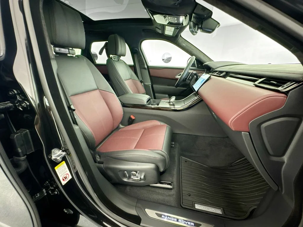 New 2026 Santorini Black Land Rover Autobiography image 29