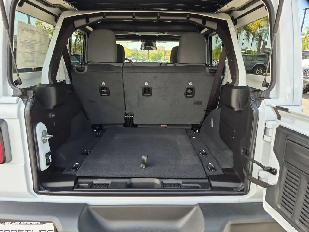New 2026 Bright White Clearcoat Jeep Sport S image 24