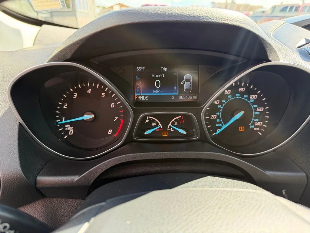 Used 2016 Silver Ford SE image 12