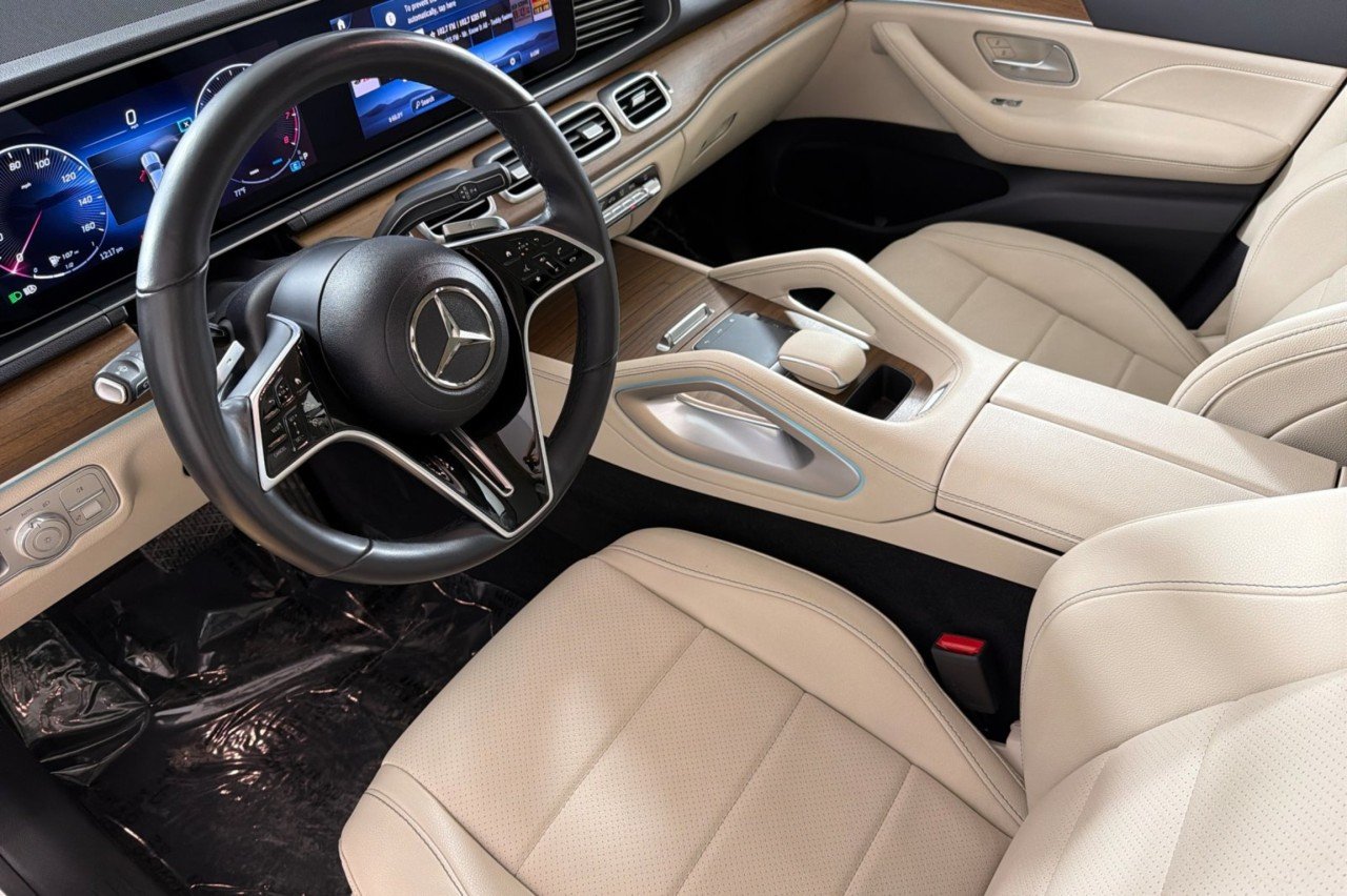 Certified Used 2024 Polar White Mercedes-Benz GLE 450 image 9