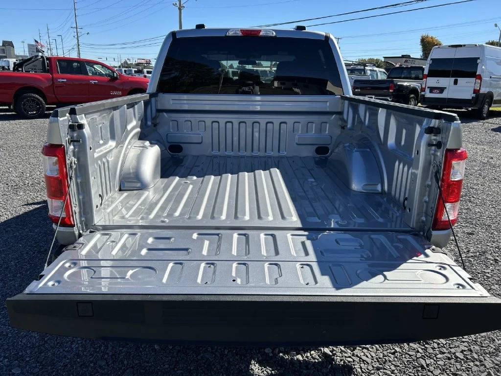 Used 2021 Silver Ford XL image 20