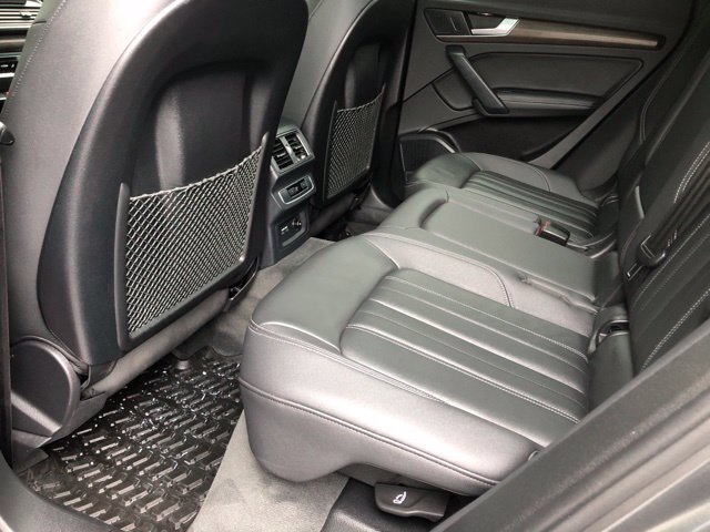 Used 2023 Daytona Gray Pearl Effect Audi 45 S line Premium image 20