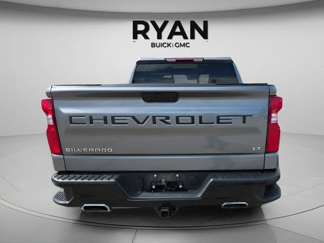 Used 2021 SATIN STEEL METALLIC Chevrolet LT Trail Boss image 3