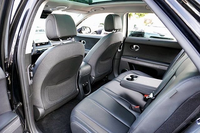 Used 2024 Black Hyundai Limited image 19