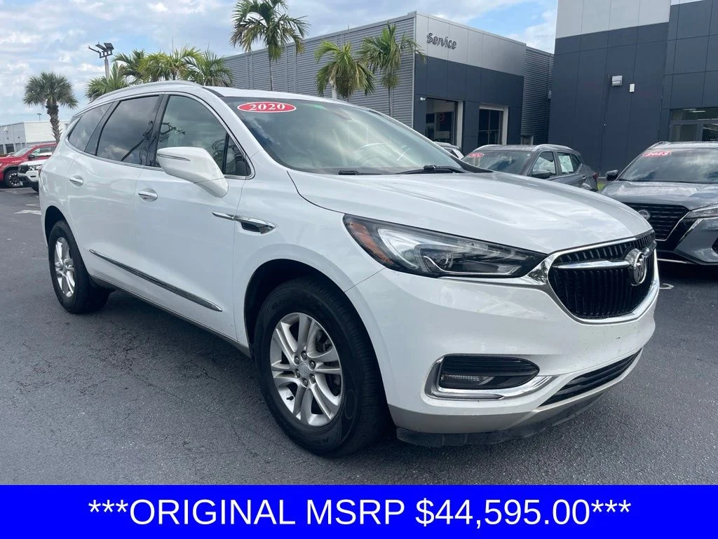 2020 Buick Enclave Essence's photo