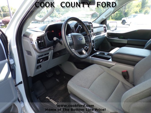 Used 2024 Avalanche Ford XLT image 2