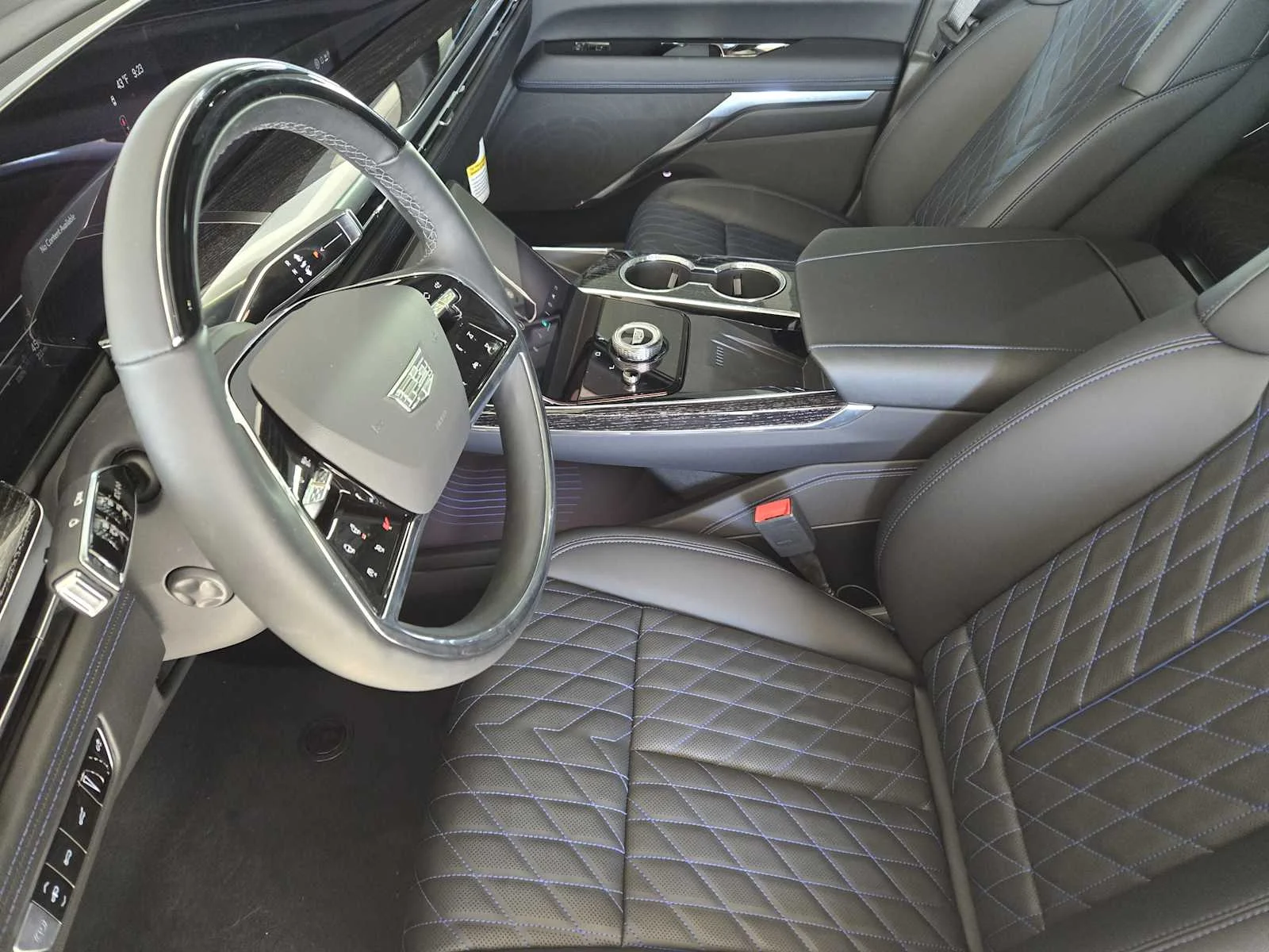 2026 Cadillac Escalade IQL Sport - Photo 8