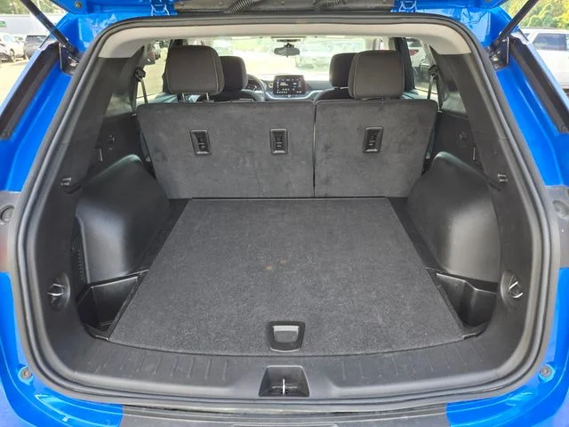 Used 2025 Blue Chevrolet LT image 18