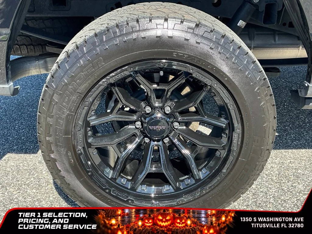Used 2025 Black Ford Platinum image 12