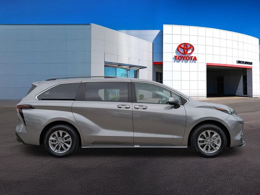 Used 2026  Toyota XLE image 8