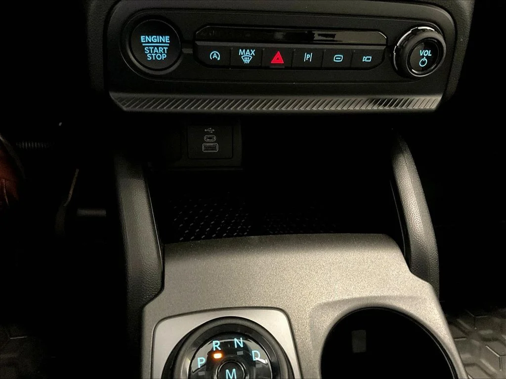 New 2026 Space White Metallic Ford Badlands® image 21