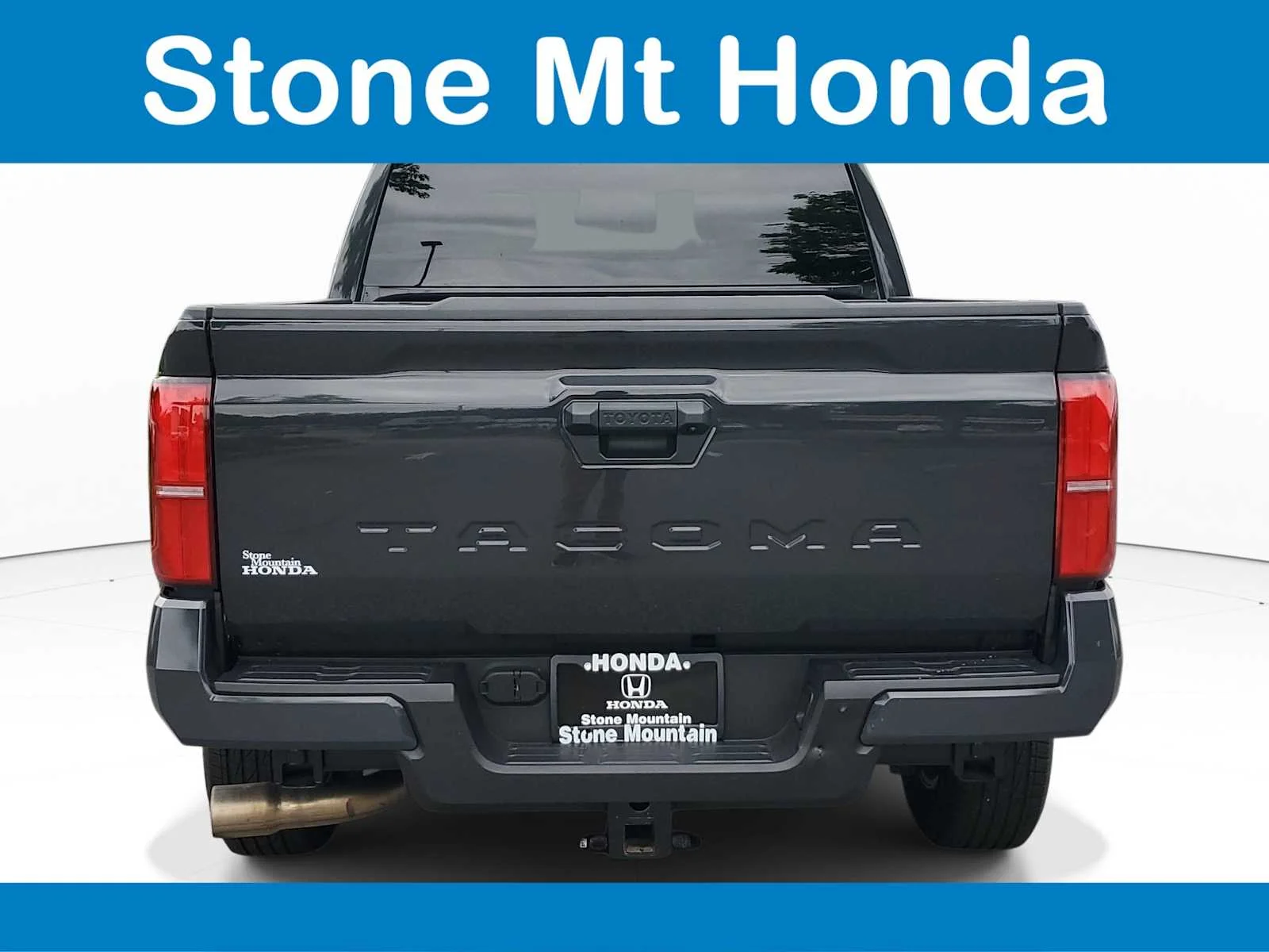 Used 2025 Underground Toyota SR5 image 5