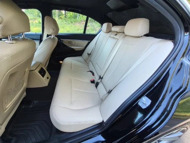 Used 2018 Black BMW 330i image 28