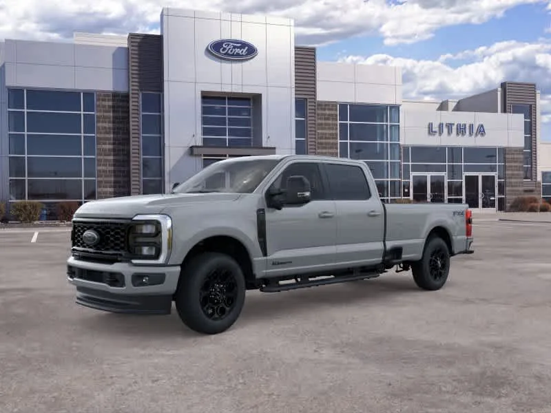 2026 Ford Super Duty F-350® XLT