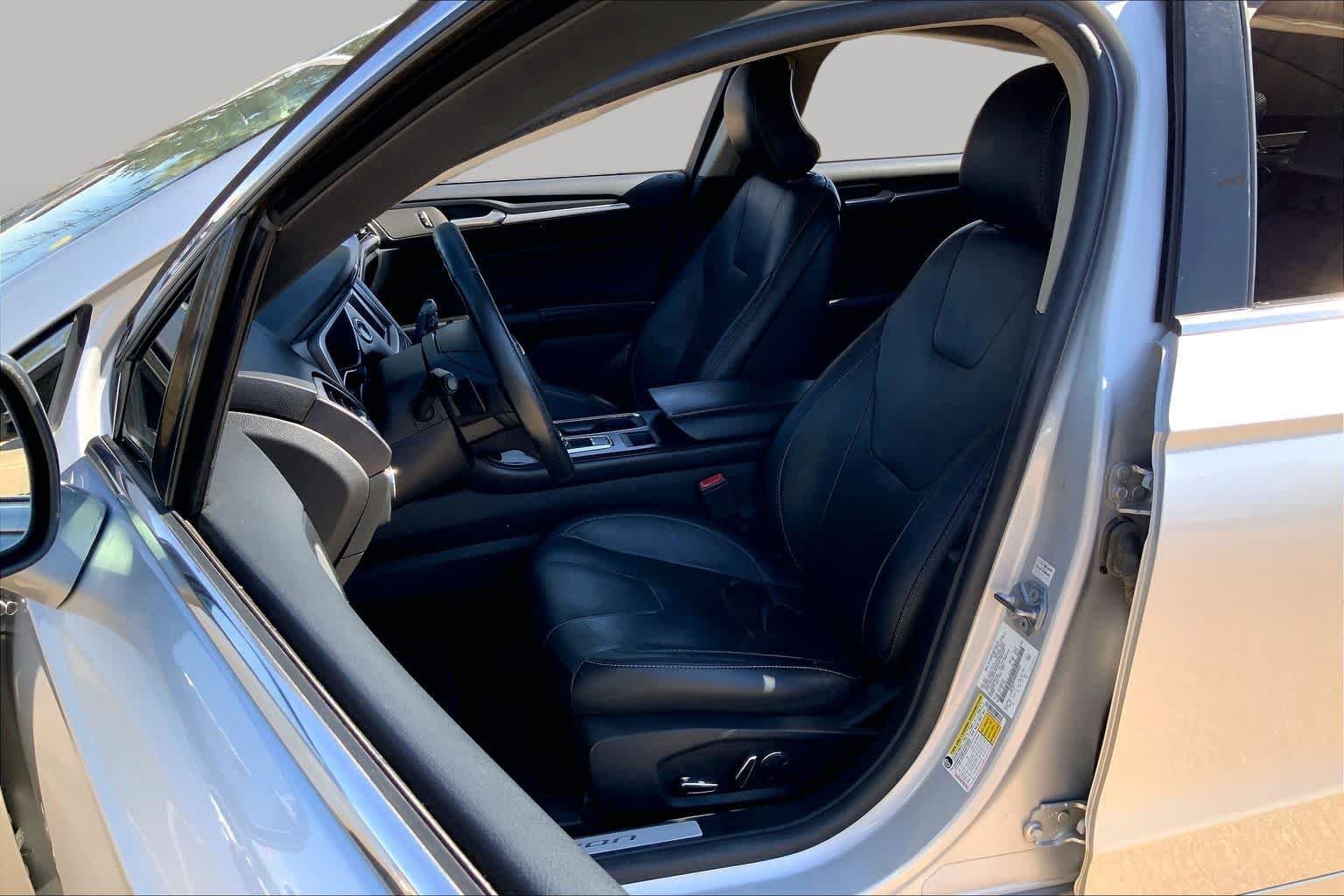 Pre-Owned 2019 Ford Fusion Titanium
