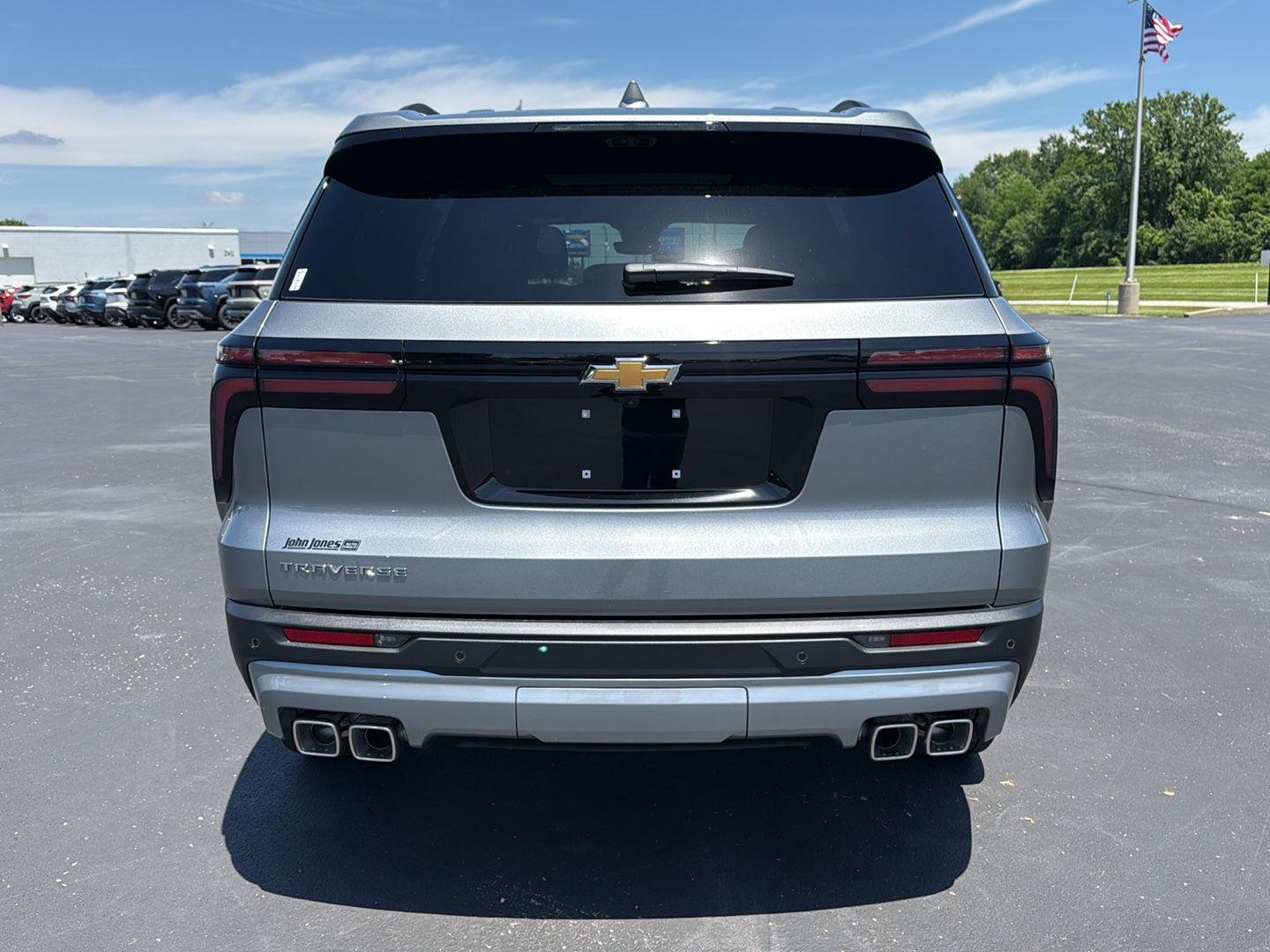 New 2026 Sterling Gray Metallic Chevrolet LT image 17