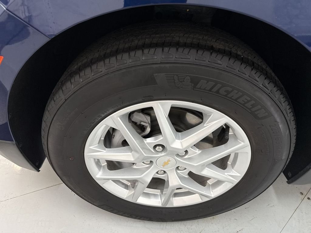 Used 2022 Blue Chevrolet LT image 32