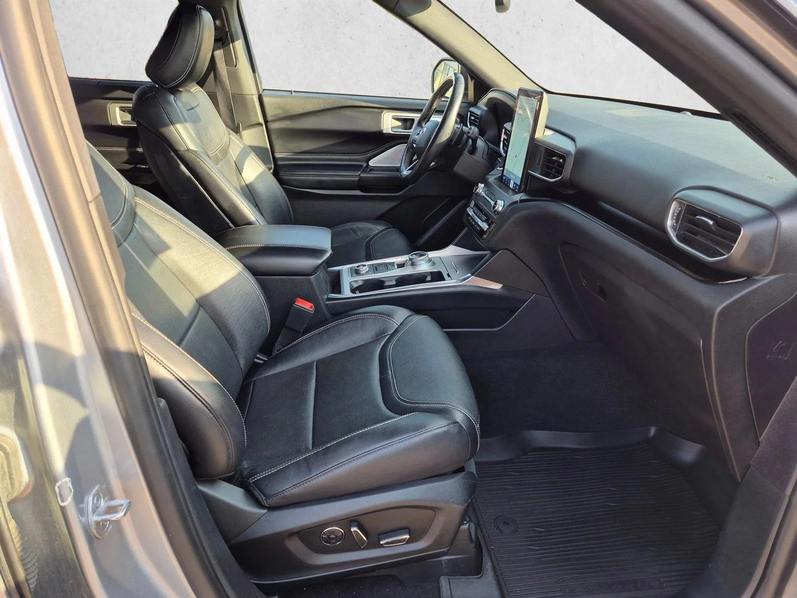 Used 2020 Iconic Silver Metallic Ford ST image 22