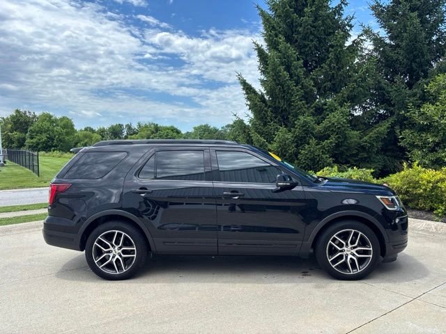 Used 2018 Black Ford Sport image 6
