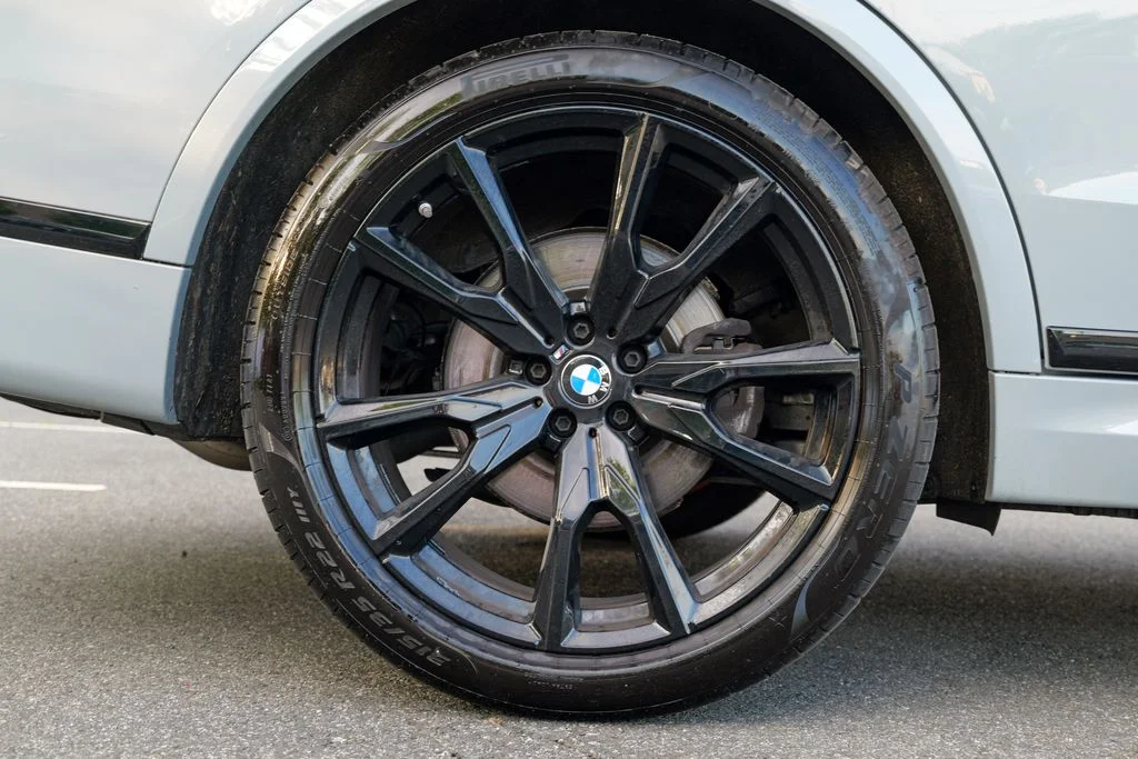 Used 2024 Brooklyn Gray Metallic BMW xDrive40i image 13