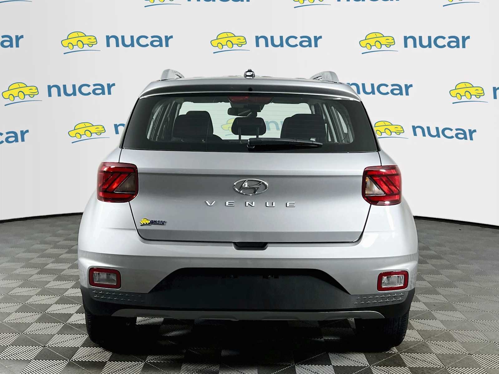 Used 2025 Shimmering Silver Hyundai SEL image 6