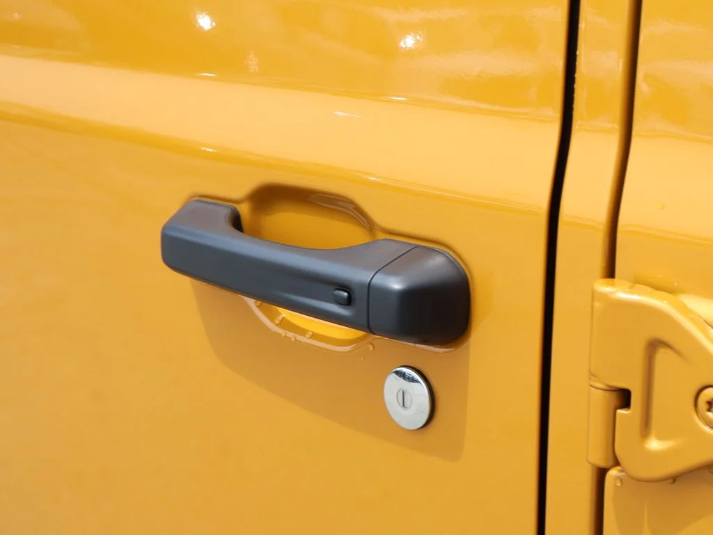 New 2026 Goldilocks Exterior Paint Jeep Rubicon image 19