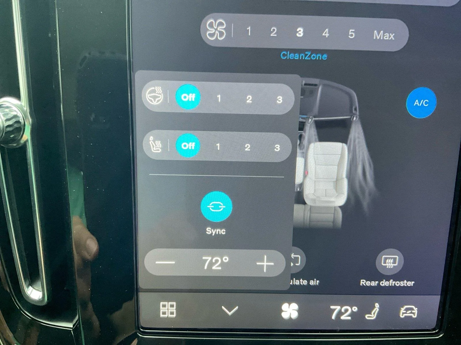 New 2026 Vapour Grey Metallic Volvo Core image 22