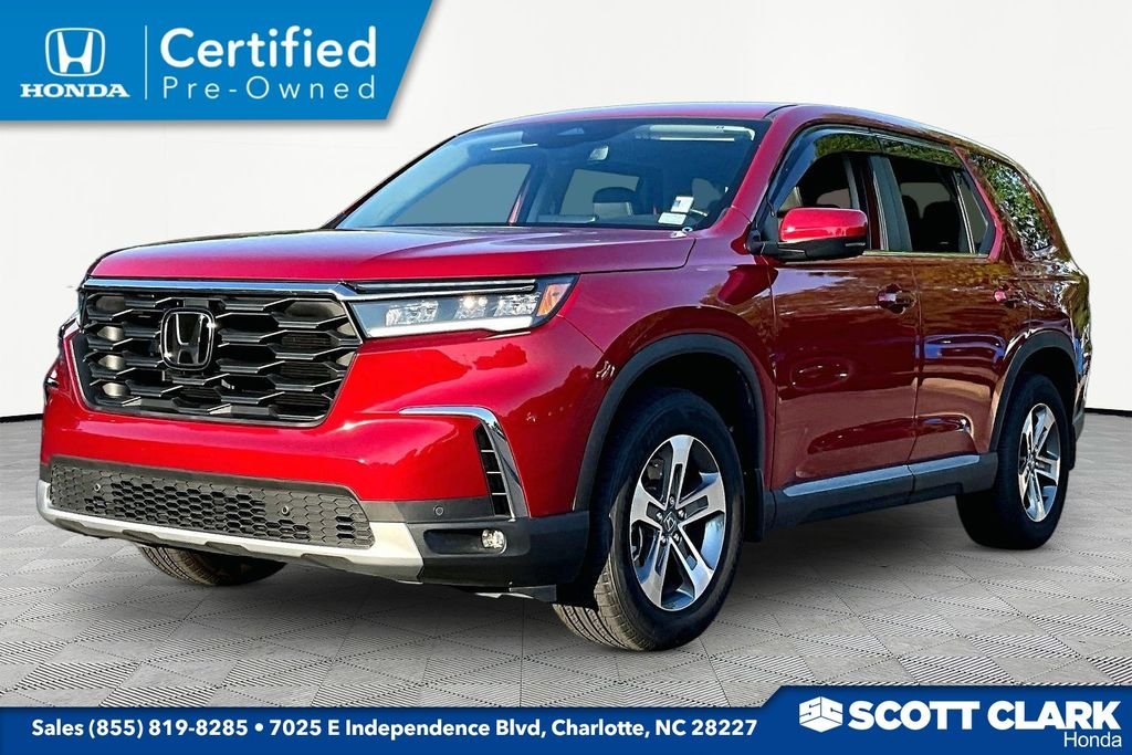 Used 2025 Red Honda EX-L image 3