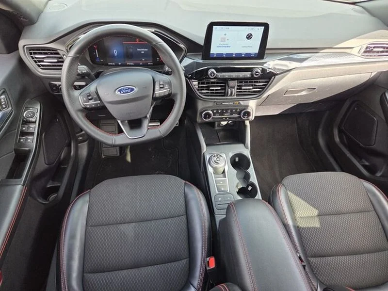 Used 2024 Rapid Red Metallic Tinted Clearcoat Ford ST-Line image 9