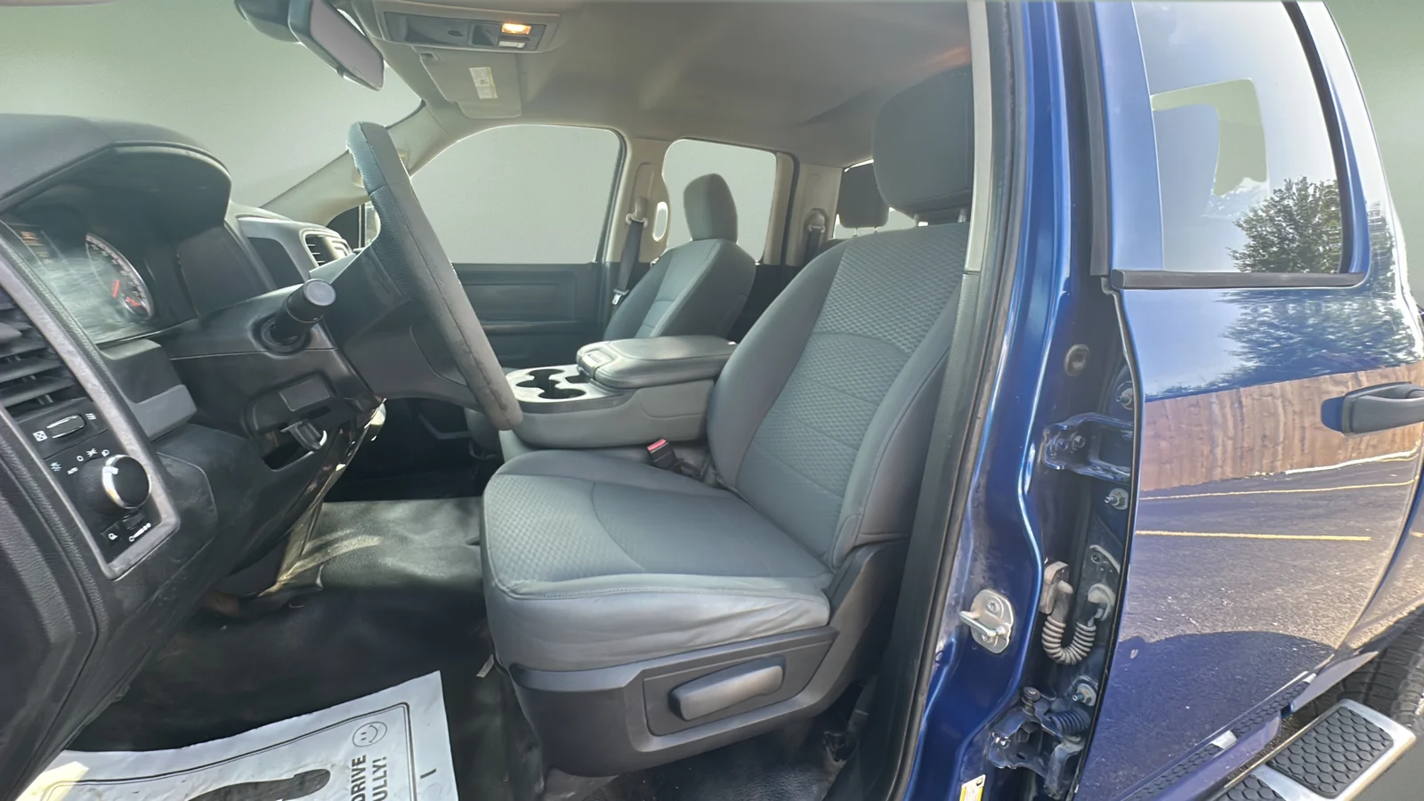 Used 2016 Blue Ram Tradesman image 17