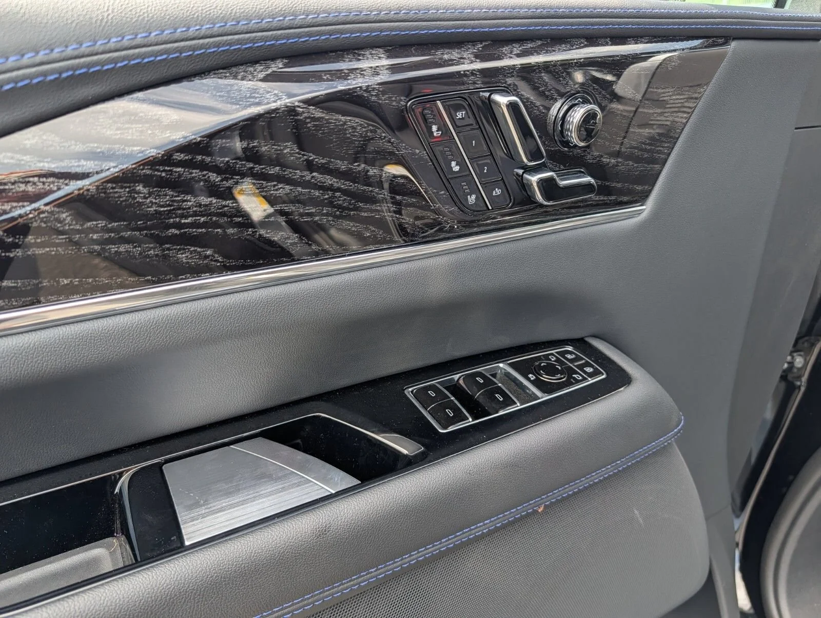 2026 Cadillac Escalade IQ Sport - Photo 34