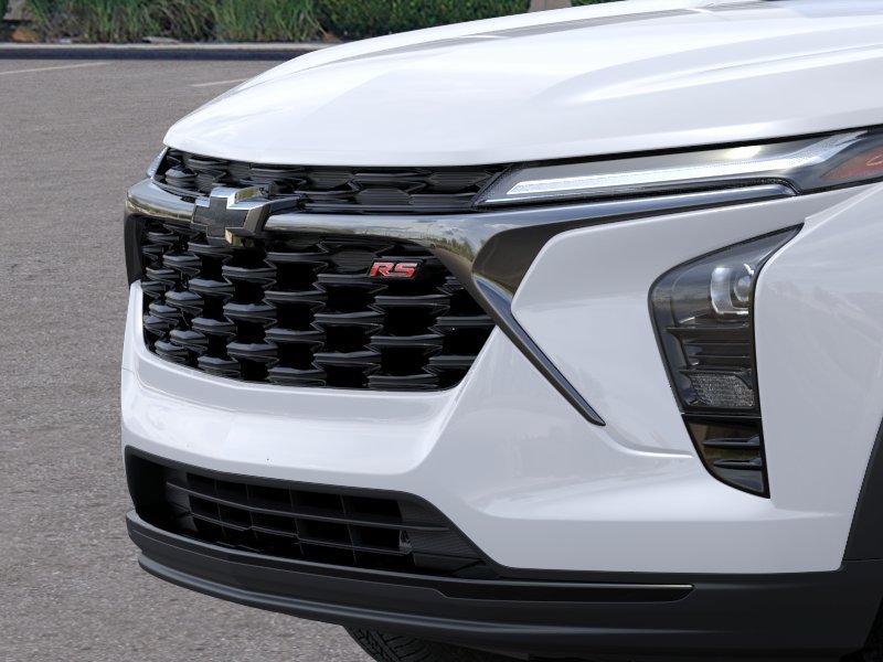 New 2026 Summit White Chevrolet 2RS image 13