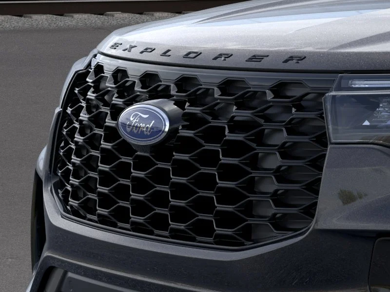 New 2026 Agate Black Metallic Ford ST-Line image 17