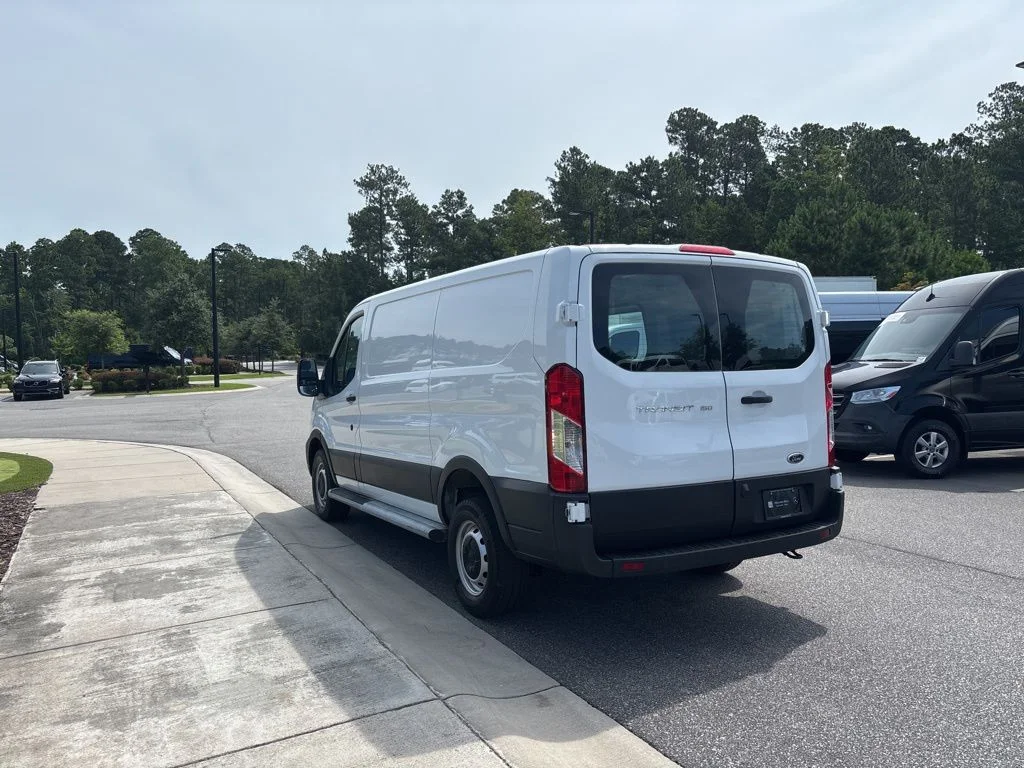 Used 2024 Oxford White Ford Base image 6