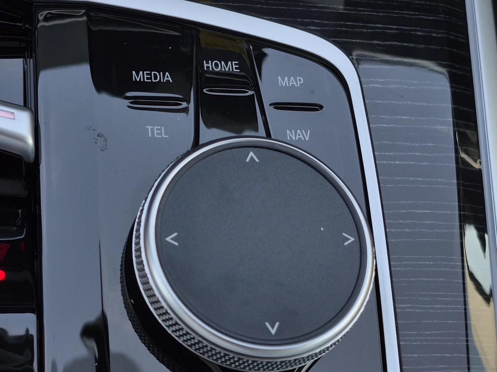 New 2026 Brooklyn Grey Metallic BMW xDrive40i image 33