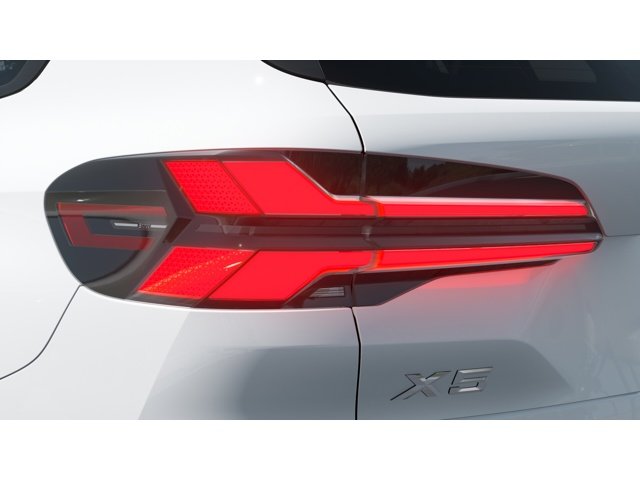 New 2026 Alpine White BMW xDrive40i image 8
