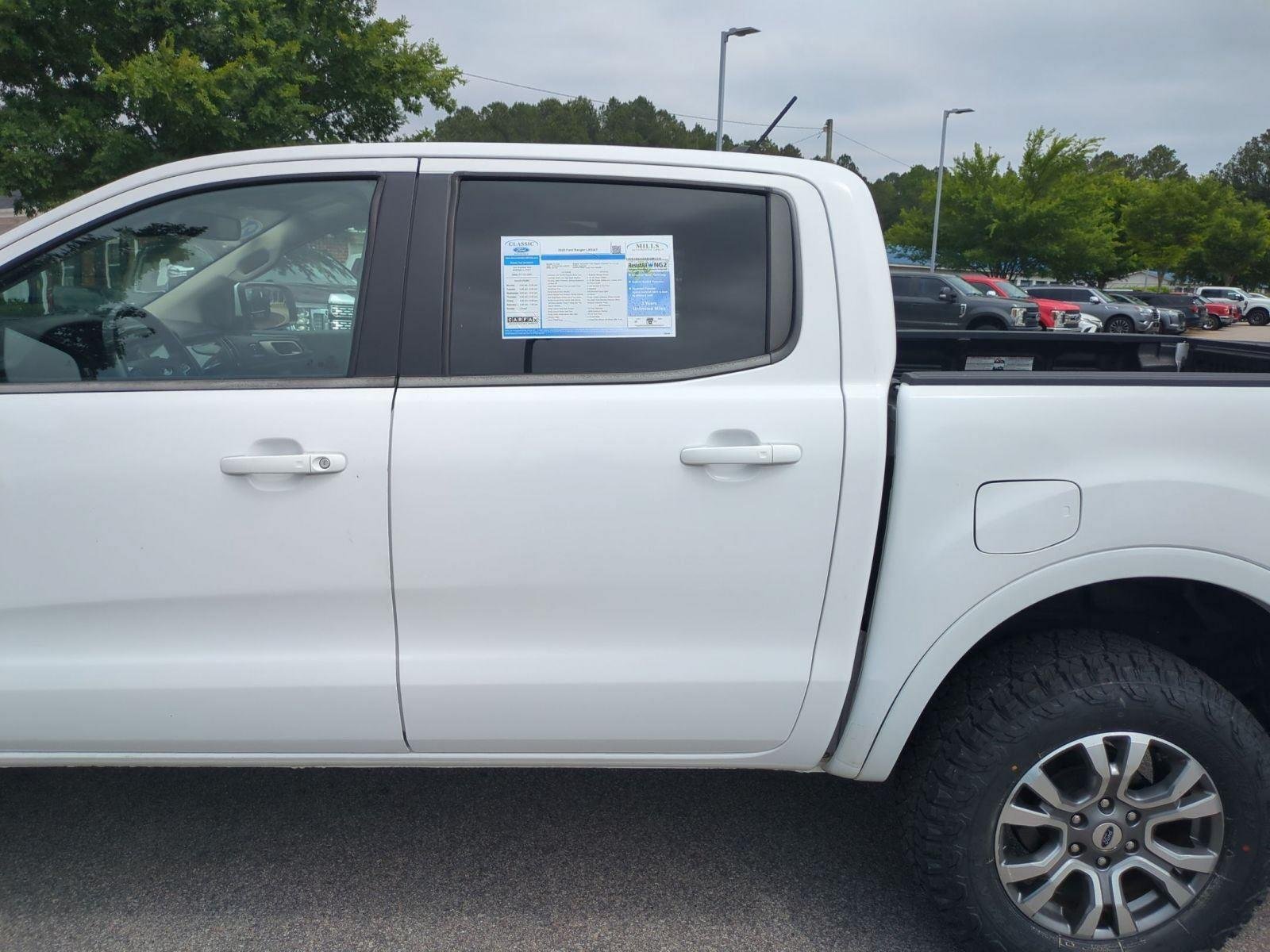Used 2020 Iconic Silver Ford LARIAT image 32
