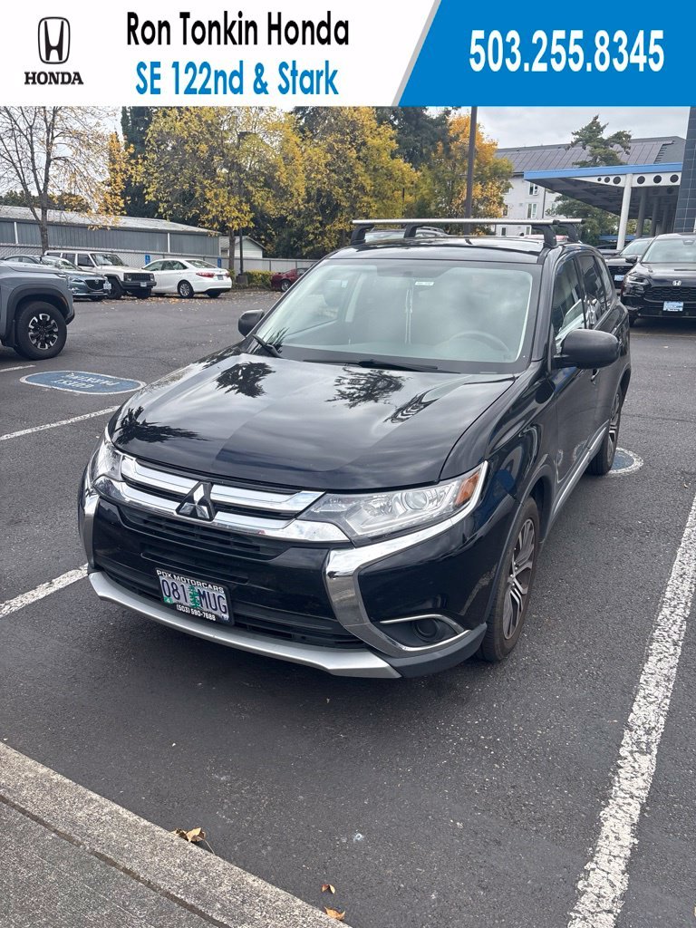 Used 2018 Labrador Black Metallic Mitsubishi ES image 1