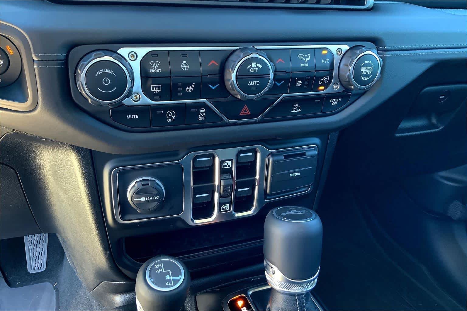 2025 Jeep Gladiator Sport S - Photo 16