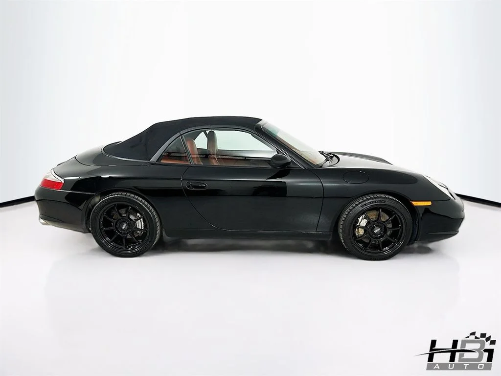 Used 2003  Porsche Carrera 4 image 5