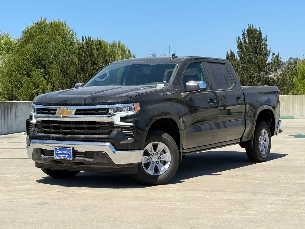 2026 Chevrolet Silverado 1500 LT - Photo 2