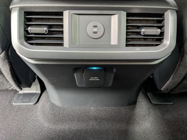 2025 Ford F-150 XLT - Photo 18